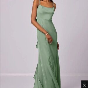 Elegant Green Evening Dress